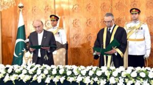 چاروں اعلی عدالتوں کے چیف جسٹس نے حلف لیا