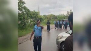 ہاسٹل کو 'خالی کرنے سے انکار' کے الزام میں گرفتار کیا گیا