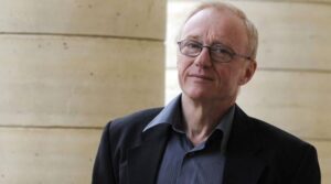 اسرائیلی مصنف ڈیوڈ گراسمین نے غزہ کو 'نسل کشی' کی مذمت کی