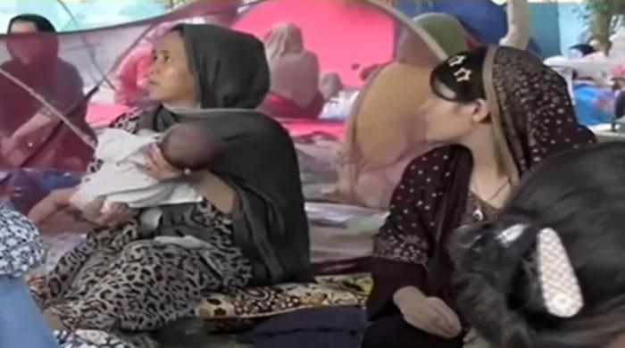 افغان مہاجرین پاکستان میں پھنسے ہوئے تیسرے ملک کی نقل مکانی کے منتظر ہیں