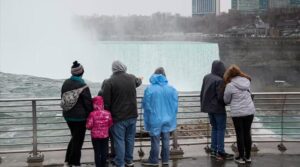 امریکہ کو کچھ سیاحوں ، کاروباری ویزوں کے لئے ، 000 15،000 تک بانڈز کی ضرورت ہوسکتی ہے