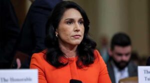 امریکی انٹیل کے چیف نے 'ڈیپ اسٹیٹ اداکاروں' کو جڑ سے اکھاڑ پھینکنے کے لئے پے رول کو سلیش کیا