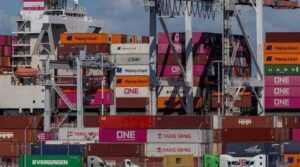 امریکی ٹیرف کی وجہ سے پاکستان $ 1bn کا نقصان نہیں اٹھائے گا: وزیر تجارت