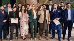 برطانیہ نے پاکستانیوں کے لئے 'مکمل طور پر مالی اعانت سے چلنے والے' چیوننگ اسکالرشپ کا آغاز کیا