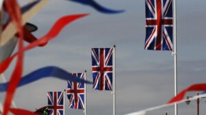 برطانیہ کی مٹی میں اضافے پر غیر ملکی جبر ، ممبران پارلیمنٹ اور ساتھیوں نے متنبہ کیا ہے