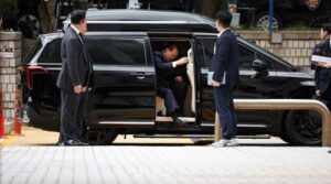 جنوبی کوریا کا یون انڈرویئر میں جھوٹ بول کر پوچھ گچھ کے خلاف ہے