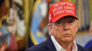 جیفری ایپسٹین کے ساتھی کا کہنا ہے کہ اس نے کبھی بھی 'کسی بھی نامناسب ترتیب' میں ٹرمپ کو نہیں دیکھا