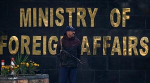 حقائق کو مسخ کرنے کے لئے 'نادان' ہندوستان کی مذمت کرتے ہیں ، COAS منیر کے ریمارکس کو مروڑتے ہیں