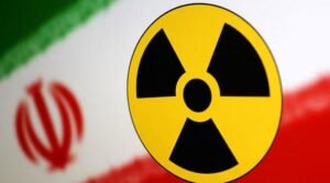 خط کا کہنا ہے کہ یورپی باشندے ایران پر اقوام متحدہ کی پابندیوں کا عمل شروع کرتے ہیں