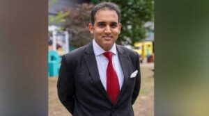 لارڈ سرفراز کو یونیورسٹی آف ایسٹ لندن کے چوتھے چانسلر کے طور پر مقرر کیا گیا