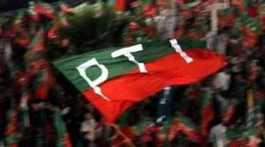 پی ٹی آئی امیدواروں کو ہدایت کرتا ہے کہ وہ پنجاب بائی پولس سے دستبردار ہوں