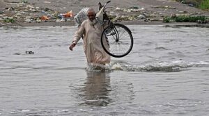 پی ڈی ایم اے کے سیلاب کی انتباہ جاری کرتے ہیں کیونکہ کے پی میں گیلے جادو جاری رہتا ہے