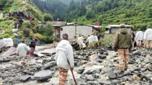 کم از کم 70 ہونے کا امکان ہندوستان کے ہمالیہ کے سیلاب کا امکان ہے