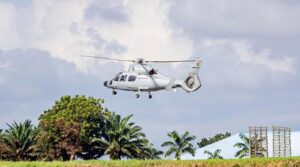 گھانا کے وزیر دفاع ہیلی کاپٹر کے حادثے میں آٹھ ہلاک ہونے والوں میں شامل ہیں