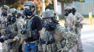 آئس تنازعہ پر ٹرمپ نے واشنگٹن ڈی سی میں قومی ہنگامی صورتحال کا اظہار کیا