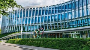 آئی او سی نے کھیلوں کی غیرجانبداری کی توثیق کی ، سیاست کو عالمی مقابلوں سے دور رکھنے کی درخواست کی