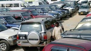ایف بی آر کو کسٹم آفیسرز ، اسمگل شدہ گاڑیوں کو باقاعدہ بنانے میں ملوث ایم آر اے ملتے ہیں