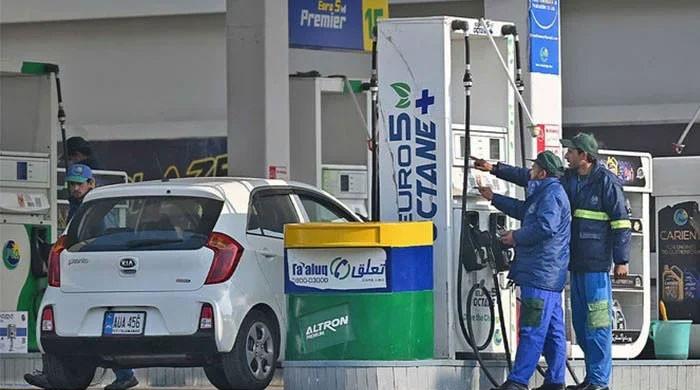 حکومت کے اگلے پندرہ دن کے لئے گورنمنٹ ہائیکس ڈیزل کی قیمت 2.78 روپے فی لیٹر