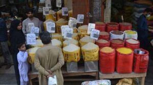 معیشت استحکام کی رفتار کو برقرار رکھتی ہے ، سیلاب کے باوجود ترقی: وزارت