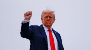 ٹرمپ نے پولینڈ کا دفاع کرنے کا عزم کیا ، بالٹک ریاستوں میں اگر روس بڑھتا ہے تو