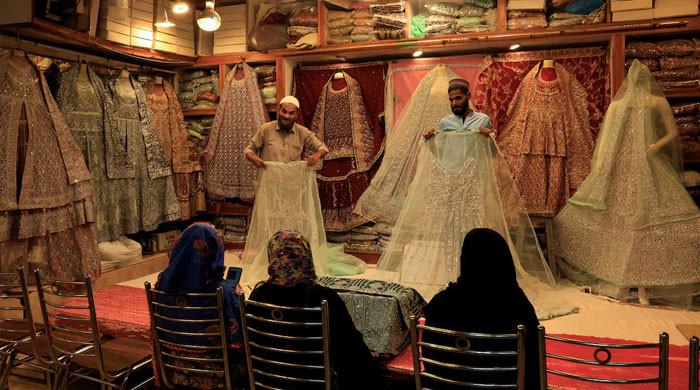 ٹیکس چوری کو تلاش کرنے کے لئے ایف بی آر سوشل میڈیا کو اسکین کرتا ہے