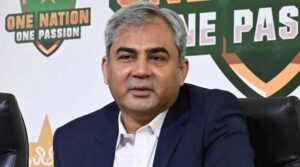 پی سی بی کے نقوی نے ٹرائی سیریز کے فائنل میں پاکستان کی کمانڈنگ ہیروکس کا جشن منایا