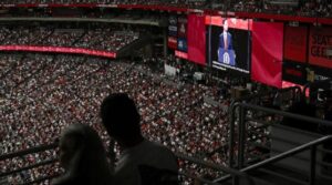 چارلی کرک میموریل میں ، ٹرمپ نے سیاسی مخالفین کے خلاف میگا کو ریلیز کیا