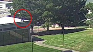 چارلی کرک کی شوٹنگ کے مشتبہ شخص کی ویڈیو جاری کی گئی جب مین ہنٹ تین دن میں داخل ہوتا ہے