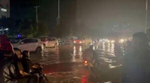 راتوں رات بارش گرم موسم کے بعد کراچی کو راحت پہنچاتی ہے