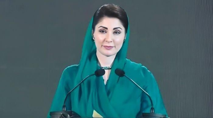 پی پی پی کے ترجمان کا کہنا ہے کہ اس کے بجائے پی پی پی کے ترجمان کو معافی مانگنی چاہئے